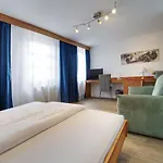 Reinhardts Hotel