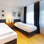 Hotel Reinhardts 3*