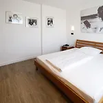Hotel Reinhardts 3*