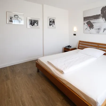 Hotel Reinhardts 3*
