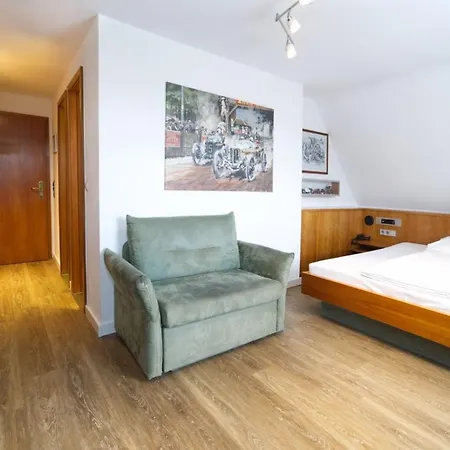 ホテル Reinhardts ビーティッヒハイム・ビッシンゲン