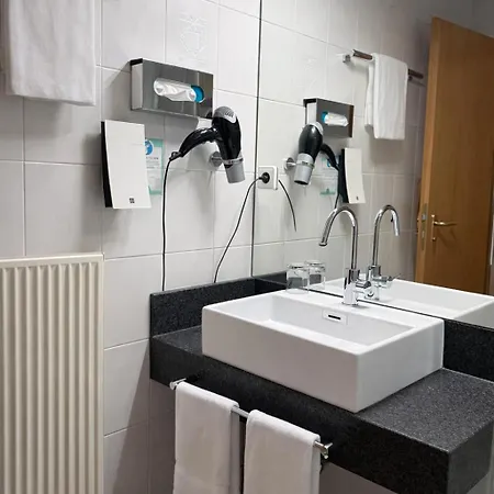 Hotel Reinhardts